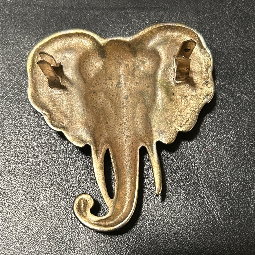 Vintage Pewter Elephant Head Ornament Brooch Buckle - Picture 2 of 3